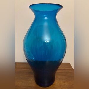 Gorgeous Vintage Blenko vase